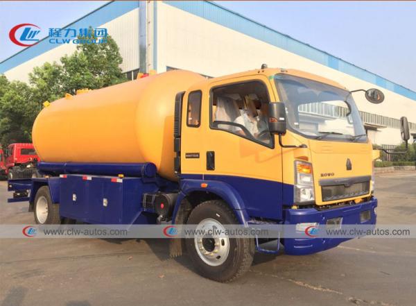 Réservoir de gaz GPL HOWO 8 tonnes 4*2 Propane Bobtail Camion Camion-citerne à essence
