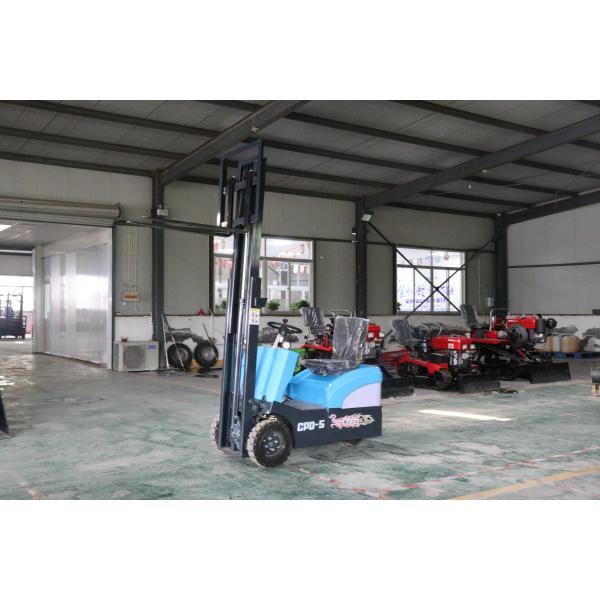1 Ton Three Wheel Electric Forklift 3-6 Meters , Rated Voltage 60V No-Load Speed 13 Km/H