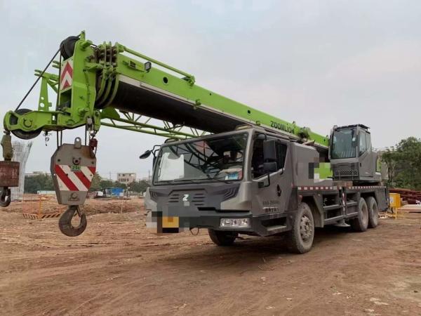 Zoomlion 25 Ton Used Mobile Crane ZTC250H / ZTC251V / ZTC250A 3 Axles