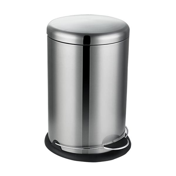 Round 5.28 Gallon Fingerprint Proof Trash Can