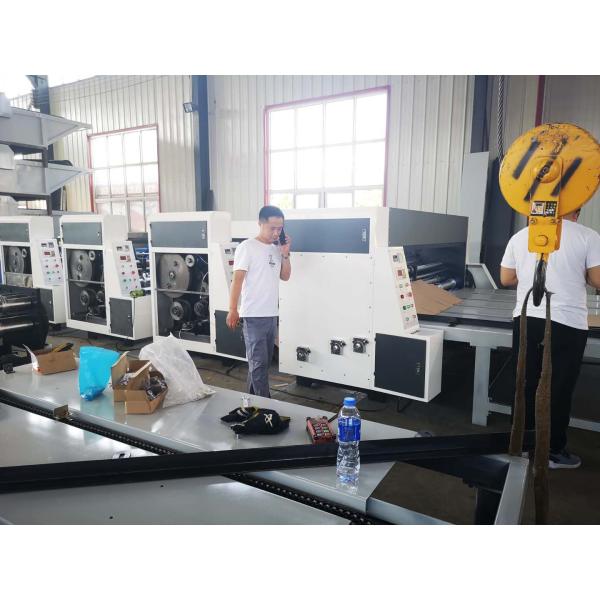 Máquinas tragaperras semi automáticas, velocidad 60 de la máquina de la fabricación de cajas de Corrugatd