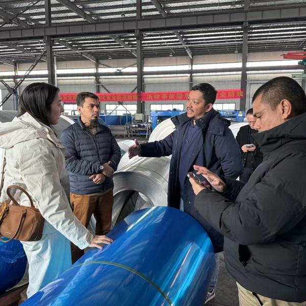 ASTM A106 Sch40 Seamless Steel Pipe Tube St37 St52 Cold Drawn Seamless Steel Pipe Factory