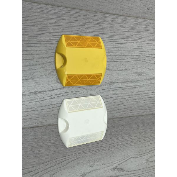 100x88x15mm ABS Raised Road Stud with Ground Mount with Pin Options Reflective MarkersEnhanced Road Safety
