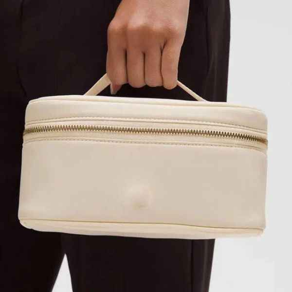 Portable Vegan Leather Cosmetic Cases With Top Handle Double Zipper Custom Logo