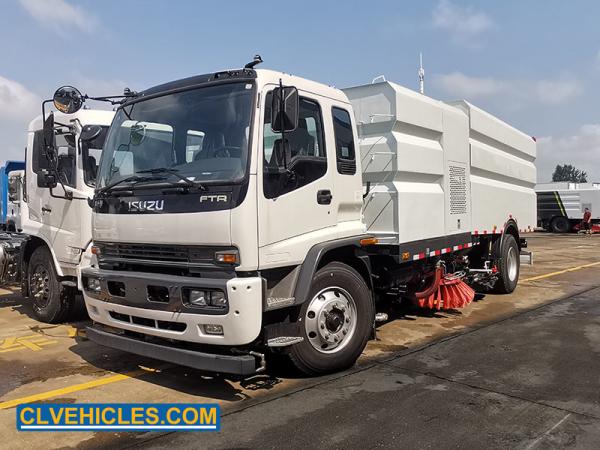 ISUZU FTR 205hp Road Street Sweeper Truck Medium Duty 15000 Liters