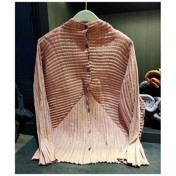 Splicing single breasted cardigan shirt for women in autumn, new style with irregular folds, versatile top