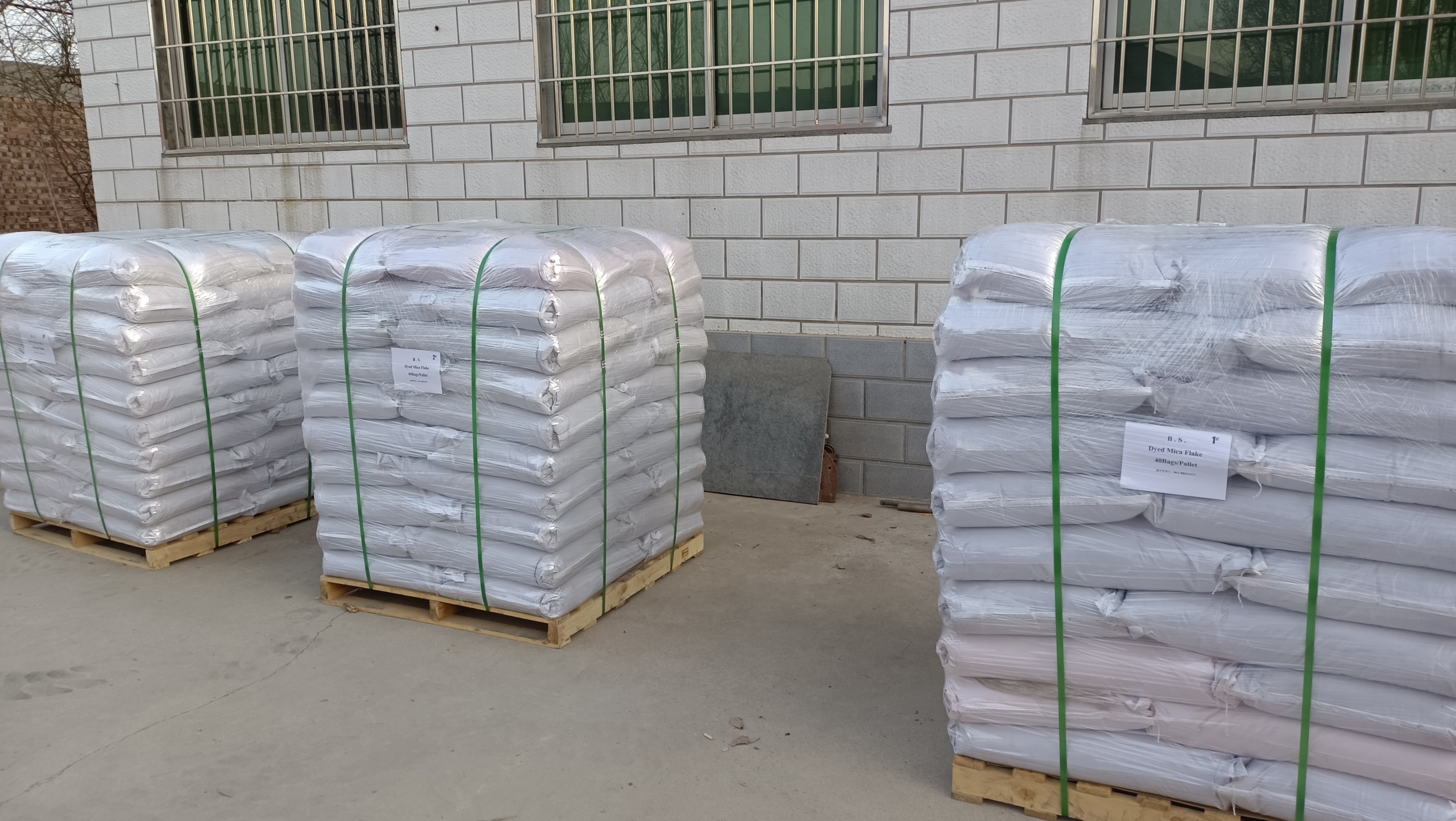 CaO Content % 0.4-0.6 Biotite Mica Powder for Advanced Industrial Applications