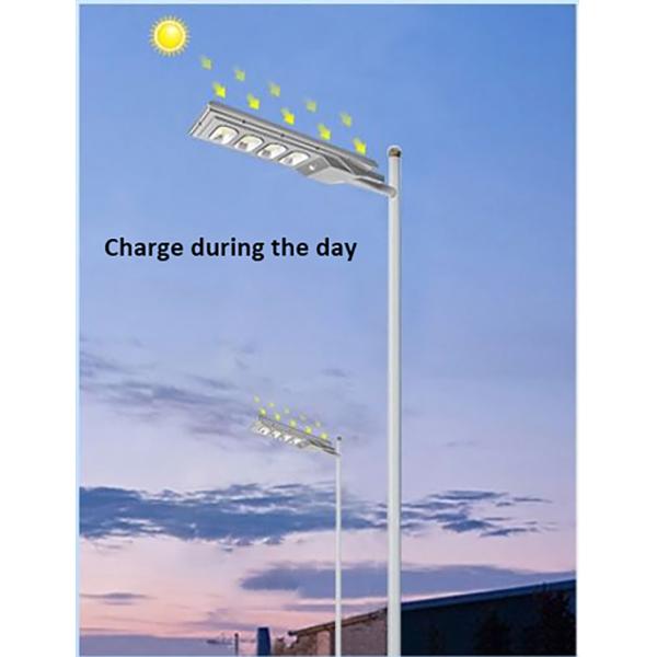 600lm 10AH All In One Solar Street Light , 6500K Solar Panel Road Light