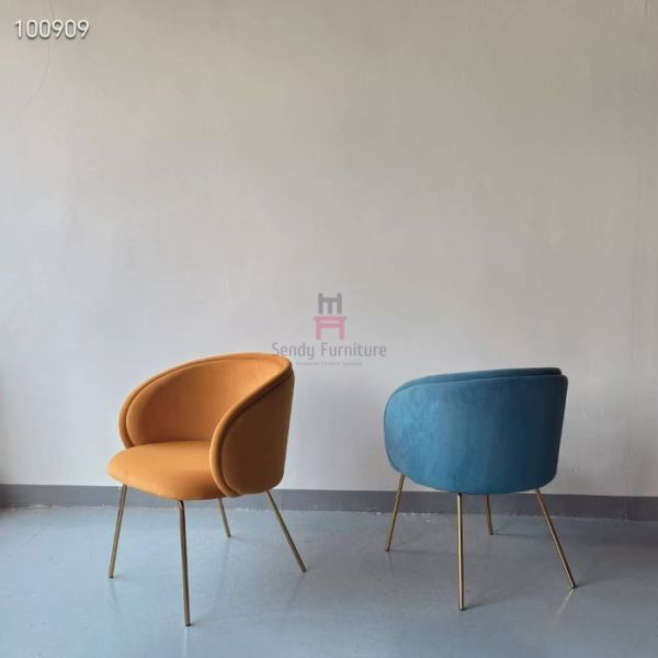 Modern Fan-Back Upholstered Dining Chair with Detachable Legs for Cafe & Restaurant