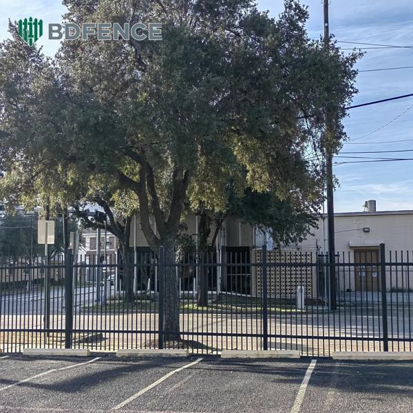 Galvanized Steel Security Fence Tubular Panels for Commercial Industrial Factory Boundary Protection System