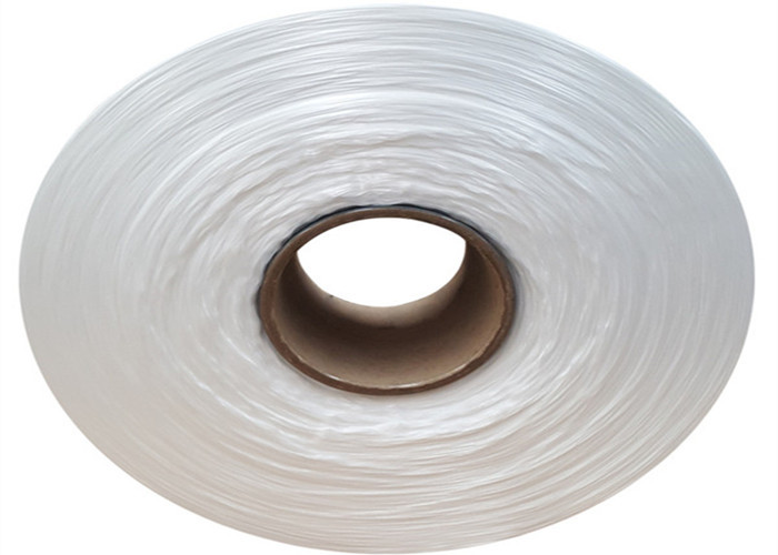 PP 2000D Raw White High Tenacity Polypropylene Yarn 3 Melt Fluidity For Industry