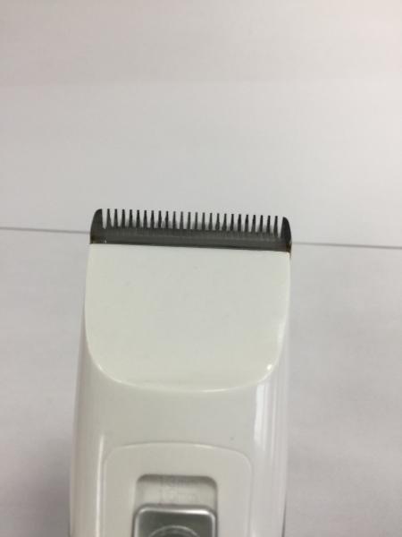White Silver Color Rechargeable Hair Clipper Adjusted Size Wireless Hair Trimmer Machine