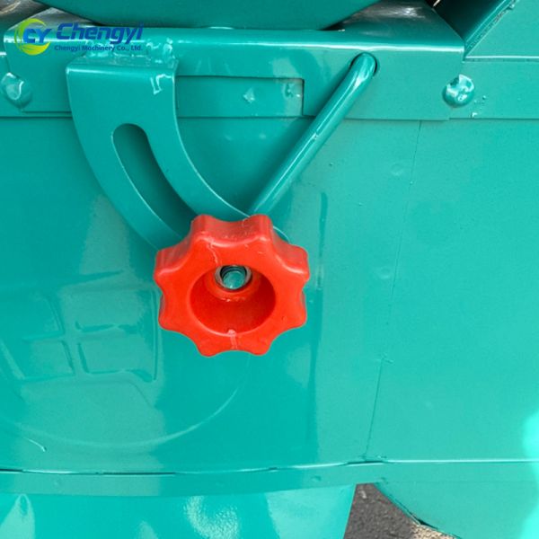 Iron Grain Winnowing Machine Crop Cleaner Separator Durable Efficient Agricultural Equipment