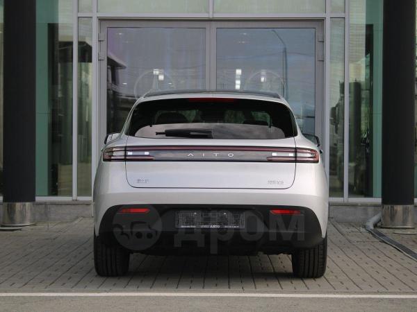 Aito M5 Mid Size 5 Seat SUV Four-Wheel Drive Performance Edition