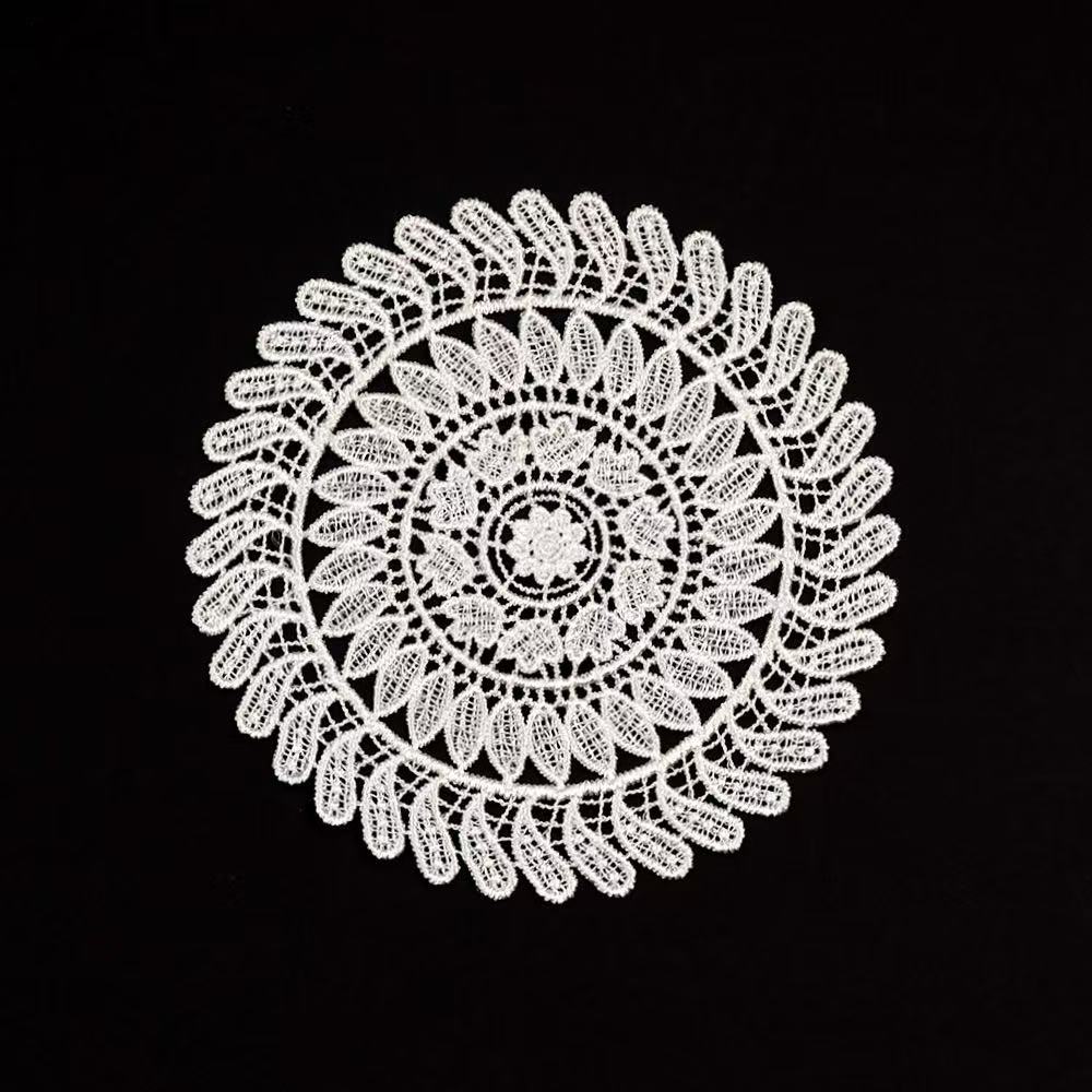Eco-Friendly Polyester Embroidery Patches with Heart & Flower Shapes for Ladies' Clothing and Wedding Decor Accessories