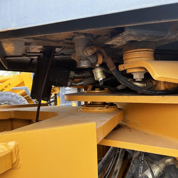 Used Lonking 855N Loader 162kw Rated Power 4m3 Bucket Capacity High Efficiency