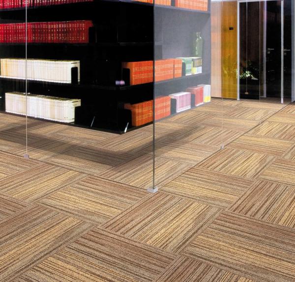 Indoor Outdoor Carpet Tiles Customized Color Pile Height 2.5-5.5mm