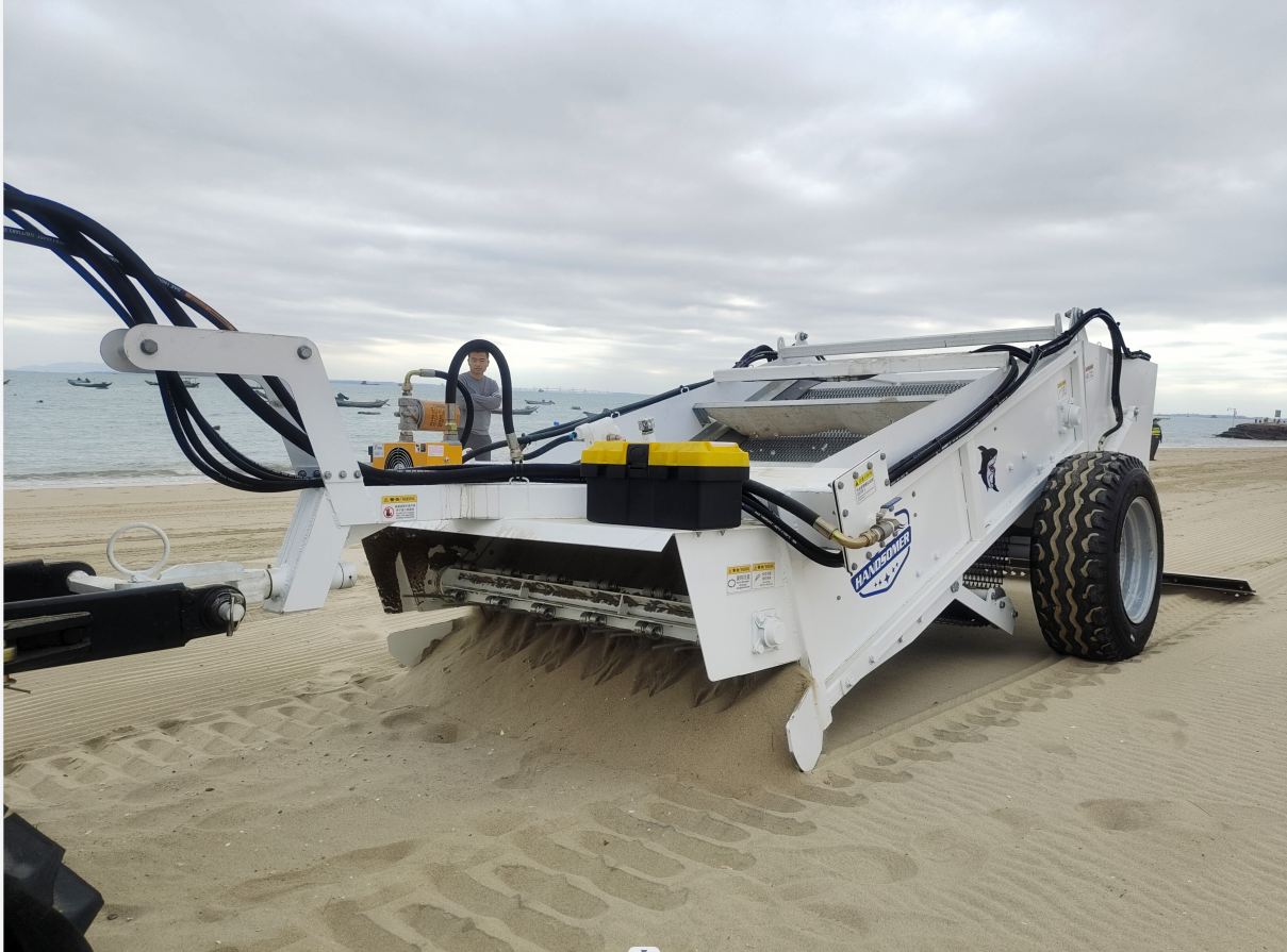 HANDSOMER 1600 Tractor Towable Beach Cleaner | 1.6m Hydraulic Vibration Sand Sifter