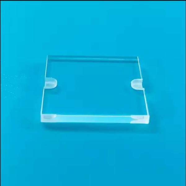 1100C Work Temperature Laser Perforated Clear Round Wafer Quartz Glass Sheet For Customization