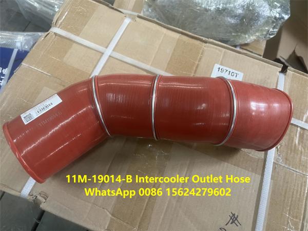 11M-19014-B Mangueira de ar de saída do intercooler CAMC Peças de camião Mangueira de gás intercooled