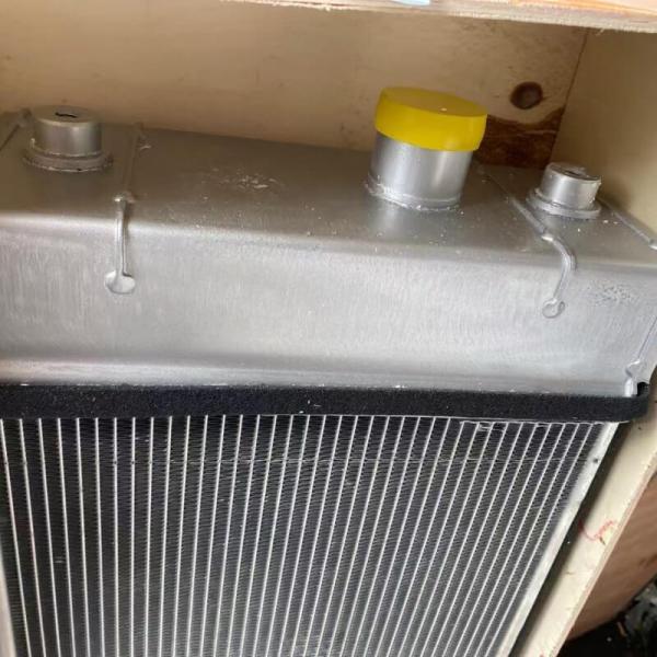 OEM Aluminum Bulldozer Radiator D85PX-15E0 Customized Logo Printing