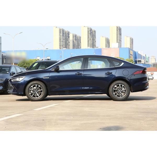 Седан Byd Qin Plus Dm-i 120 км лидирующее издание Гибрид 2024 Электромобиль Byd DmI