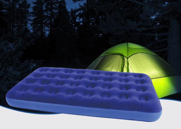 ポリ塩化ビニールの倍は最高Airbed 191x137x22cmのツイン・ベッドのエア マットレス300kgを群がらせた