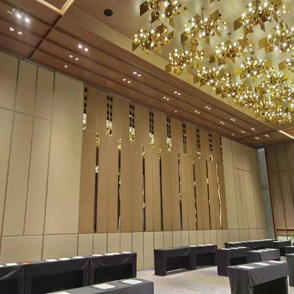500-1200mm Movable Divider Panels With Top Hung Suspension