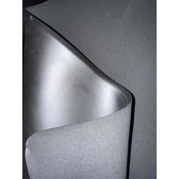 Neoprene Material Titanium Coated CR Closed Cell Foam Superior Stretch Durability Thermal Insulation Properties