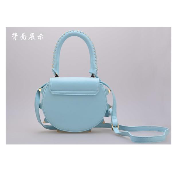 2016 Korean version of the new shoulder bag female fashion rivets hollow pattern portable diagonal package