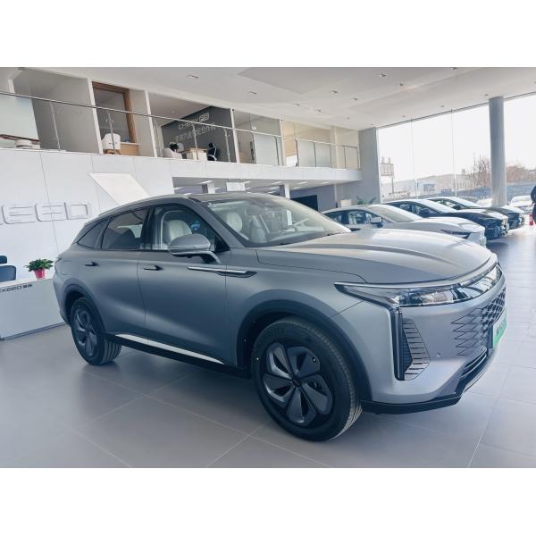 Energy Features Wuling Capgemini 5-Door Chinese Car with Large Business Space in Purple