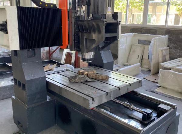 Small Size 1000x1000mm Workpiece Size Cnc Flange Drilling Machine 24 Tool Positions