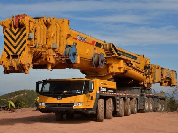 Intelligent Telescopic Boom Crane With Low Speed And Large Torque Power System