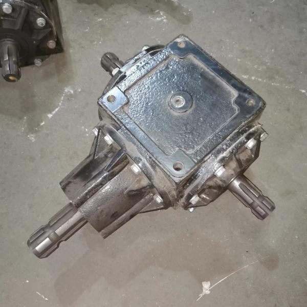 Gearbox H500100-6S With Six Spline Input For Bush Hog And Topper Mower,100hp Gearbox 1:1 ratio For Tractor Lawn Mower