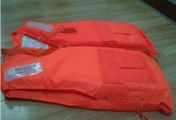 Fishing Life Vest/life-saving jackets