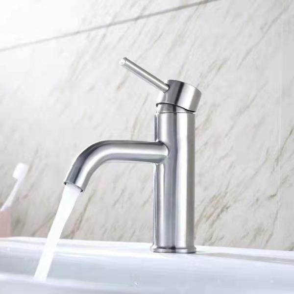 Deck Mounted Single Handle Kitchen Tap with Pull Out Sprayer Polished Stainless Steel