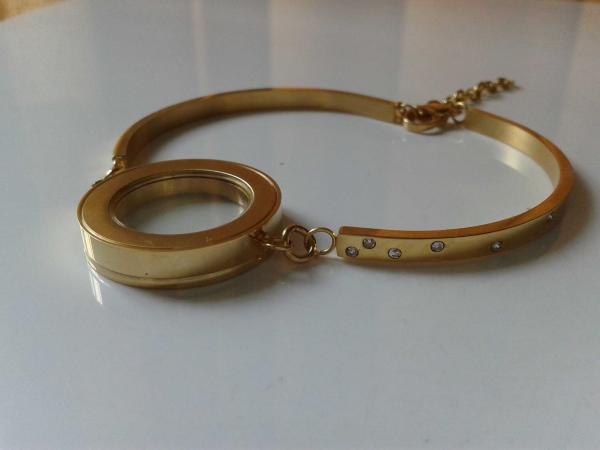 316L Stainless Steel Heart Round Shape Floating Glass Locket Bangle Bracelet Collection