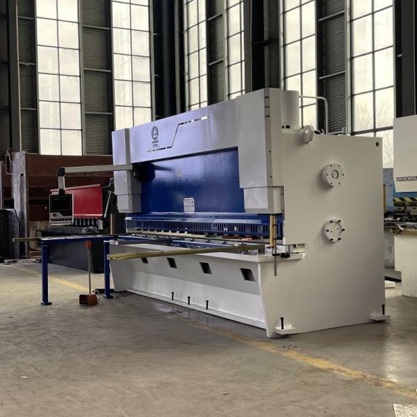 Electric CNC Metal Sheet Guillotine Hydraulic Shearing Machine Delem DAC310T