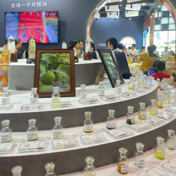 Naturally Botanical Extract Fragrant Rose Essence Charming Scent