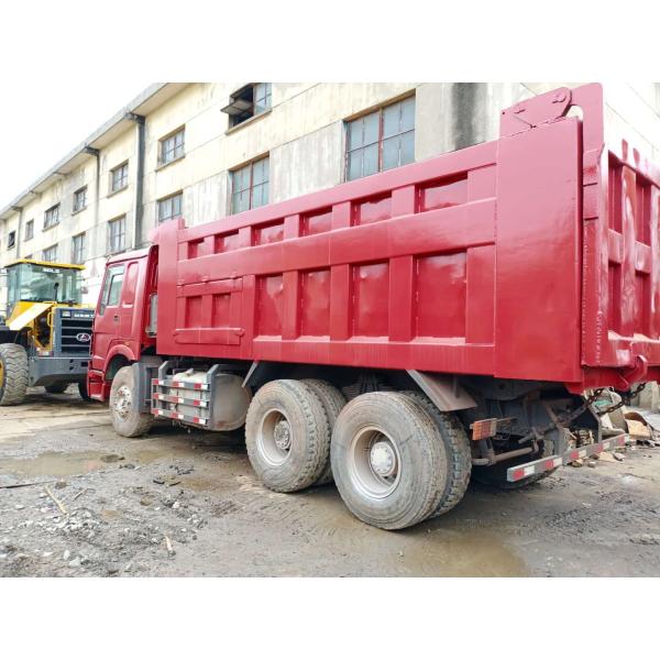 Used Dump Truck HOWO 375 with Original Paint and EPA Engine from Japan at Restaurant
