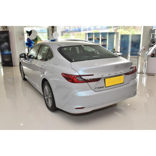 2024 Toyota Camry Sedán Edición Elite Alta Velocidad Automóvil de gasolina de 4 puertas y 5 asientos