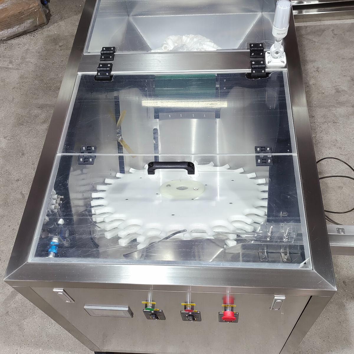 Fully Automatic Pet Bottle Unscrambler Machine With 5000 Bph Capacity for Beverage Line High Speed Sorting