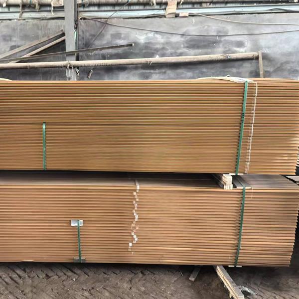 Instalación de soldadura o de tornillo con calificación de incendio de acero ligero pared de quilla / perno de metal y pista de metal ligero