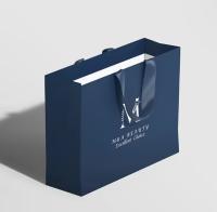 Sacs en papier de luxe en noir et blanc
