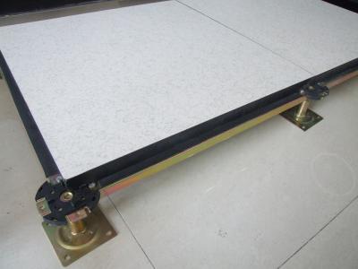 High-density chipboard Easy to fix Strong Wearability Antiskid Woodcore Raised Flooring