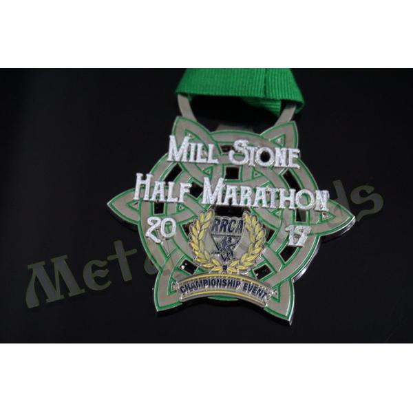 Die Casting Starr Bottle Opener Medals , Bottle Lid Opener 3mm Thickness