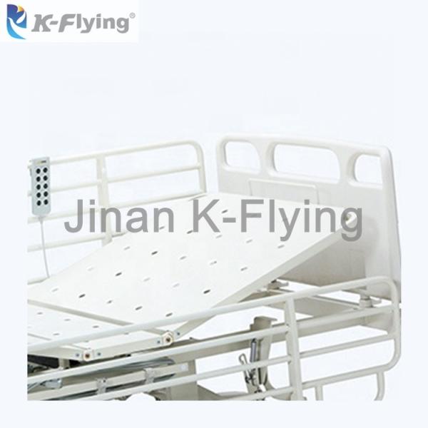 Enfants soignants électriques de lit de fonctions en métal 5 pédiatriques