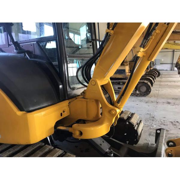 Pre Owned Komatsu Excavator PC 40 MR 5.7 M Boom Length 32300KG Weight SAA6D125E-5 Engine Power 28.5kw
