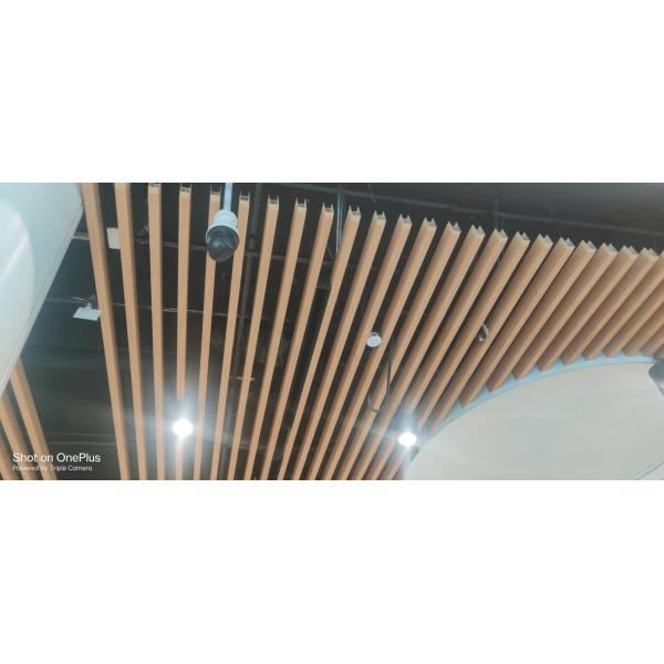 Алюминиевые профили в качестве отделок и краев для установки потолков