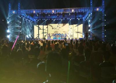 Concert Stage Indoor Rental LED Display Full Color P4 Customize Screen Size